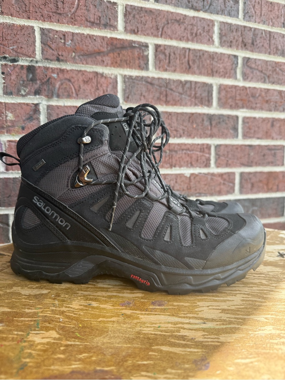 Salomon Men’s Black High-Top Trail Boots